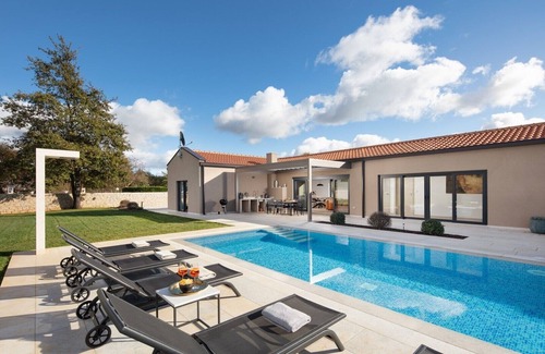 Sveti Petar u Sumi Villa | Luxury Villa Vesna with pool Istria