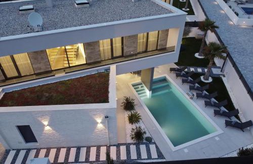 Zaton Villa | Luxury Villa 033 with heated pool