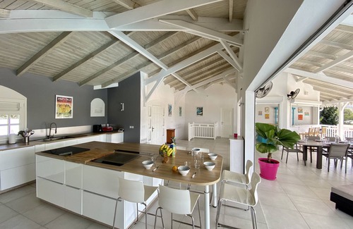 Trois-Ilets Villa | Villa de lujo, 12 personas, 2 piscinas, 6 dormitorios, 3 baños, vista al mar y al golf.