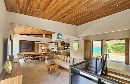 Tamarindo Casa | Luxury Villa 4 Bedrooms 4.5 Bathrooms in Tamarindo Casa Hanna