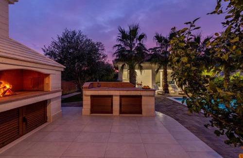 Privlaka Villa | Luxury Villa Agape Palm Beach Tennisplatz