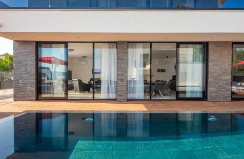 Kastela Villa | Luxury Villa Anchor