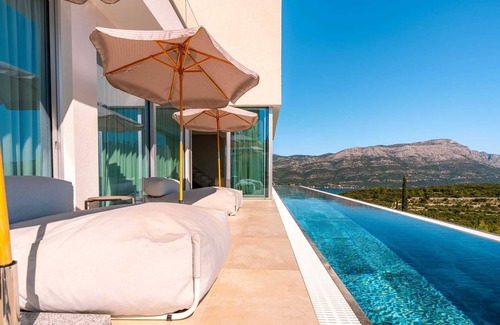 Zrnovo Villa | Luxury Villa Aqua Vista with Pool II