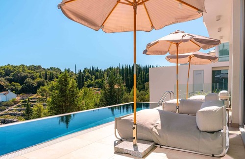 Zrnovo Villa | Luxury Villa Aqua Vista with Pool II