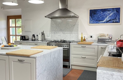 Villabuona Villa | Luxury Villa Baloccaia ,Heated Pool Lucca Italy 8 bedrooms all AC, 9 bathrooms