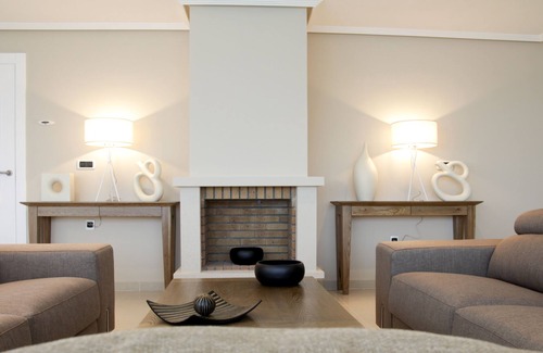 Pueblo Mascarat Villa | Luxury Villa primera linea playa, Wifi Gratis, Piscina Privada, Vistas al mar!!