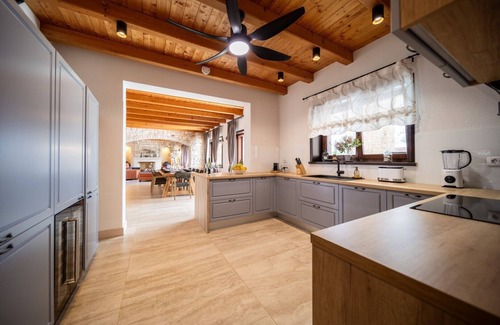 Hrboki Villa | Luxury Villa Bella Casa Istria -Heated Pool,Istria