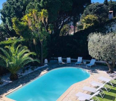 Riou - Petit Juas - Av de Grasse Villa | Luxury Villa Cannes,350 m2, 12 pers, 6 ch 6 sdb