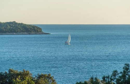 Vrsar Villa | Villa Eden Land – Vrsar de lujo con 2 piscinas, sauna, Jacuzzi y entrada privada al mar en Vrsar – Istria