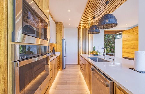 Hatillo Casa | Luxury Villa Elegante - Ocean View 4 Bedroom House