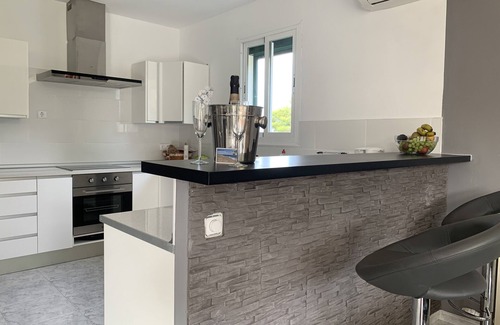 Provensals Villa | Villa de lujo Felizidad. Piscina privada, 5 dormitorios, 4 baños. y vista al mar. Font de Sa Cala.