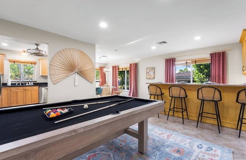 South Corals Apartamento | Luxury Villa I Pool, Jacuzzi, Cinema & Game Room
