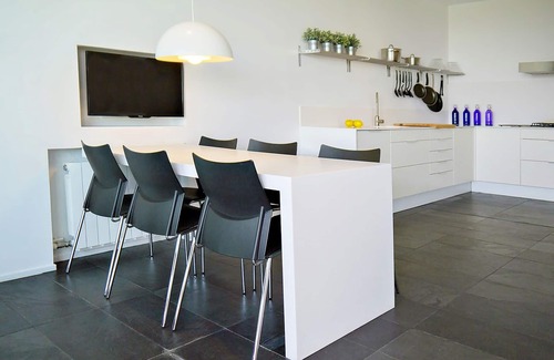 Fontpineda Casa | Luxury Villa in Barcelona with Private Pool