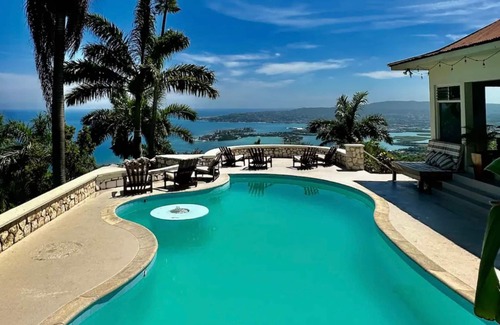 Montego Bay Apartamento | Luxury villa in Montego Bay Jamaica