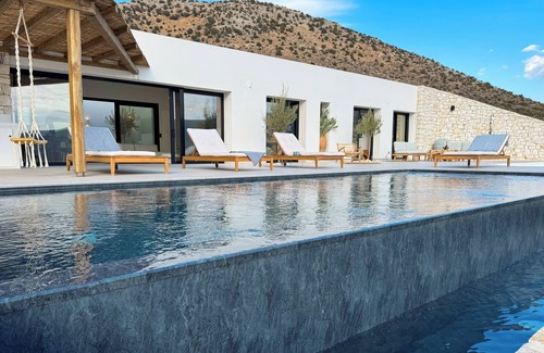 Agiassos Villa | Luxury Villa in Naxos Agiassos