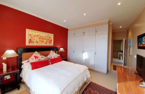 Pinnacle Point Apartamento | Luxury Villa in Pinnacle Point with Inverter