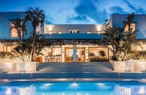 Ciudad de Ibiza Casa | Villa de lujo en Playa D'en Bossa