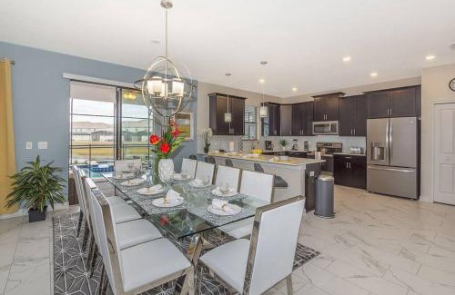 Kissimmee Villa | Luxury Villa inside Storey Lake, Kissimmee - No Extra Fees