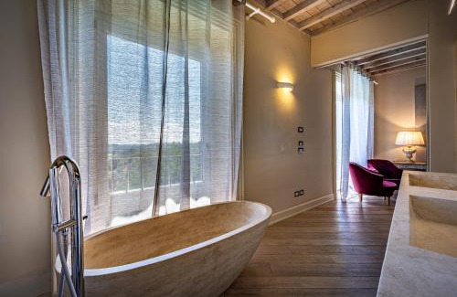 San Jacopo Al Girone Casa | Luxury Villa Tolomei Gucci with spa