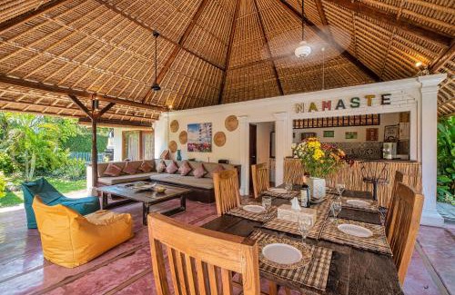 Dyanapura Villa | Luxury Villa La plancha BEACH 200m, Heart of Seminyak