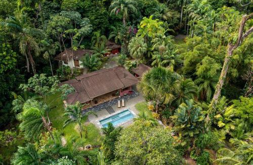 Punta Uva Villa | Luxury Villa Macaw Pool House with FiberOp and Oceanviews
