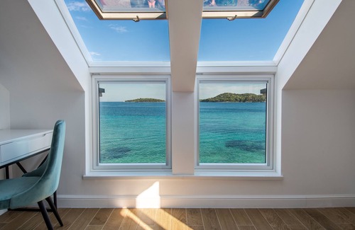 Prizba Villa | Villa de lujo en la playa con impresionantes vistas.