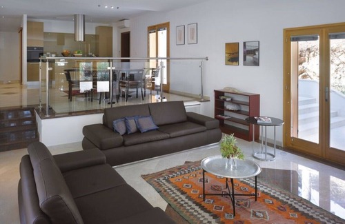 Rogac Villa | LUJO: VILLA en el MAR, PISCINA Y PLAYA BICICLETA Y KAYAK Y PRESENTE