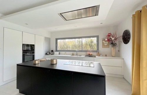 Perpignan Casa | Luxury villa Private pool 15 min from the beaches 8VB11