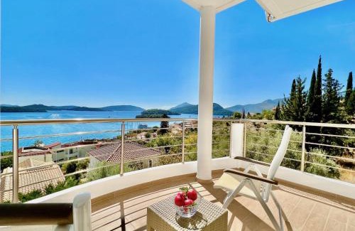 Perigiali Villa | Luxury Villa San George with private pool by DadoVillas