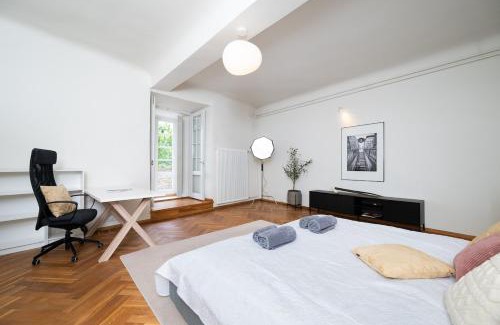 Old Town Apartamento | Luxury Villa style, best view, terrace, BBQ, 2BR, 2-bath