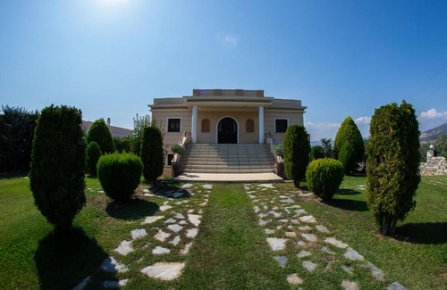 Alli Meria Villa | Luxury Villa Thea