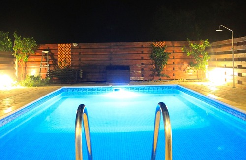 Pissouri Villa | Villa de lujo con piscina privada, cerca de tabernas / golf / deportes acuáticos / centro de equitación