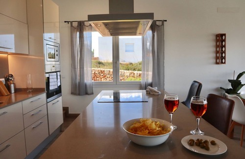 Coves Noves Villa | VILLA DE LUJO CON IMPRESIONANTES VISTAS AL MAR