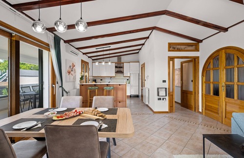 Trgetari Casa | Casa familiar con piscina Trget, Rasa (K-23420)