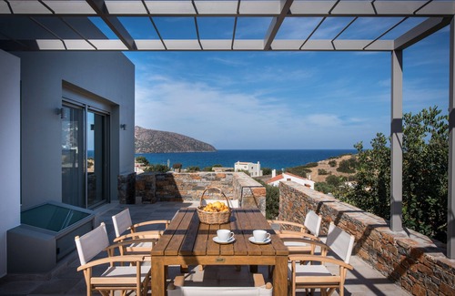 Agios Nikolaos Villa | Luxury Villa With Stunning Views in Agios Nikolaos