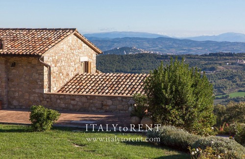 Acqua Loreto Villa | VILLA SAN VALENTINO se llama "Terraza de Umbría" para el impresionante vista