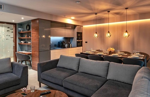Promajna Villa | Luxury Villa with Modern Gym