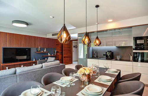 Promajna Villa | Luxury Villa with Modern Gym