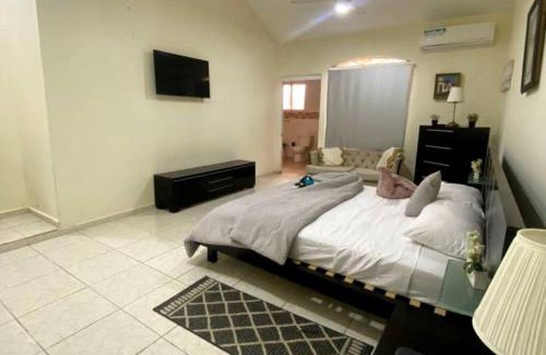 Guayacanes Apartamento | Luxury villa with pool and close to the beach