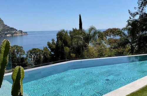 Eze Apartamento | Luxury Villa with Pool & Sea View-10 Minutes from Monaco