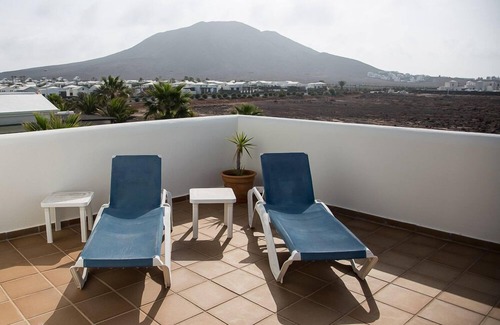 Montana Roja Villa | Villa de lujo con piscina privada climatizada, WiFi y maravilloso mar ya la montaña