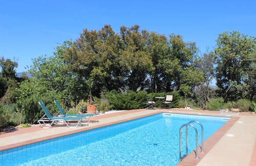 Vamos Villa | Villa de lujo con gran piscina privada, vistas al mar y montaña en Vamos, Creta