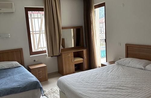 Fethiye Villa | Villa de lujo con la piscina más grande Uzumlu!