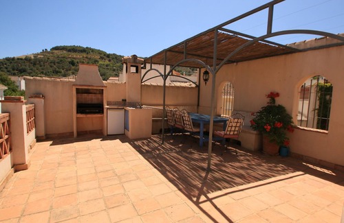 Pinos del Valle Casa | casa de pueblo de lujo con piscina privada