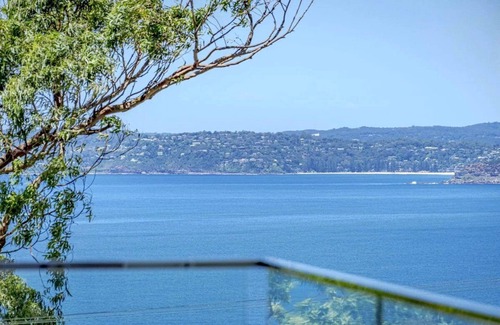 Killcare Heights Casa | Luxury Villas Ocean Breeze at Killcare (Walk to the beach)