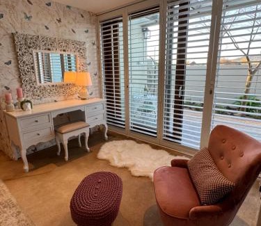 Eikenbosch Casa | Luxury Vineyard Suites