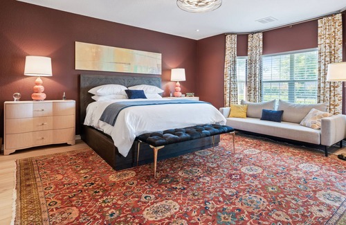 Hutto Casa | Luxury w/Resort Pool+Hot Tub+Game Room+Volleyball