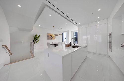 Eastern Shores Casa | Luxury Waterfront 4BR Home Near Bal Harbour Shops