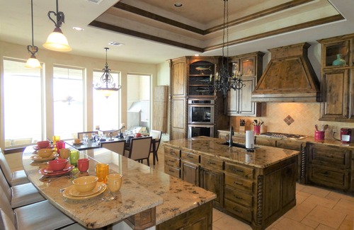 Horseshoe Bay Casa | Luxury waterfront home on Lake LBJ