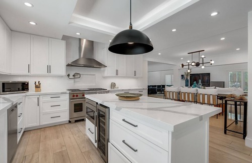 Harbor Beach Casa | Luxury Waterfront Villa! Harbor Beach, 5 min to the beach